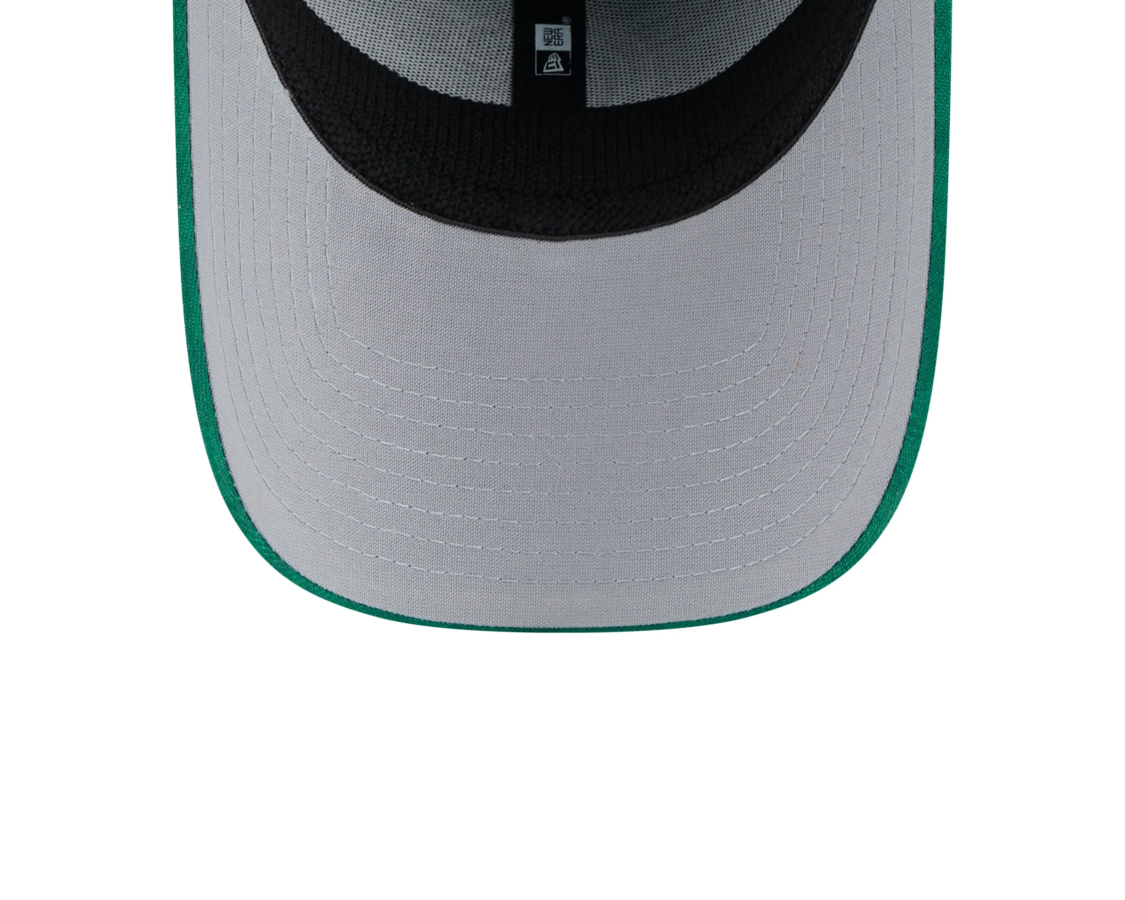 Chicago Cubs Kelly Green MLB 2025 St. Patrick's Day New Era 39THIRTY Flex Fit Hat