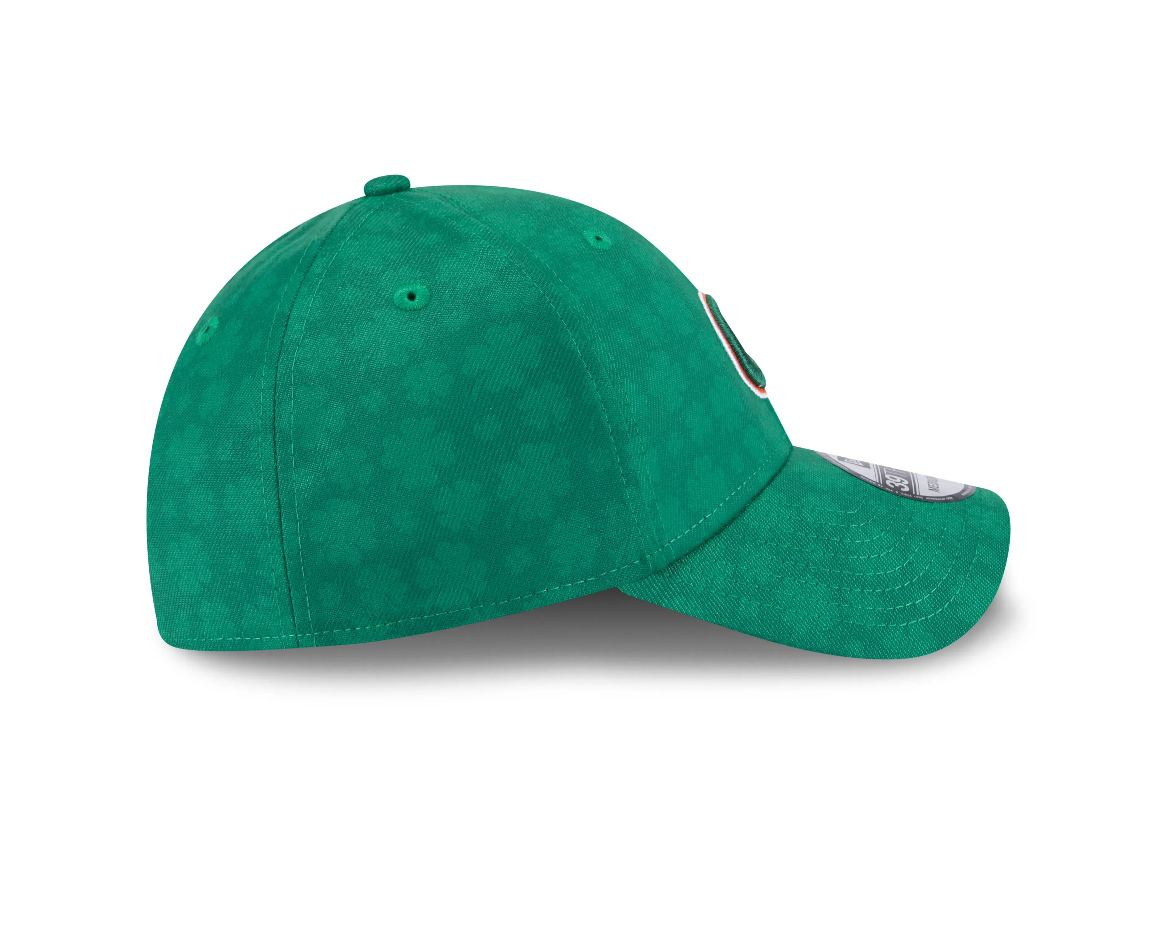 Chicago Cubs Kelly Green MLB 2025 St. Patrick's Day New Era 39THIRTY Flex Fit Hat