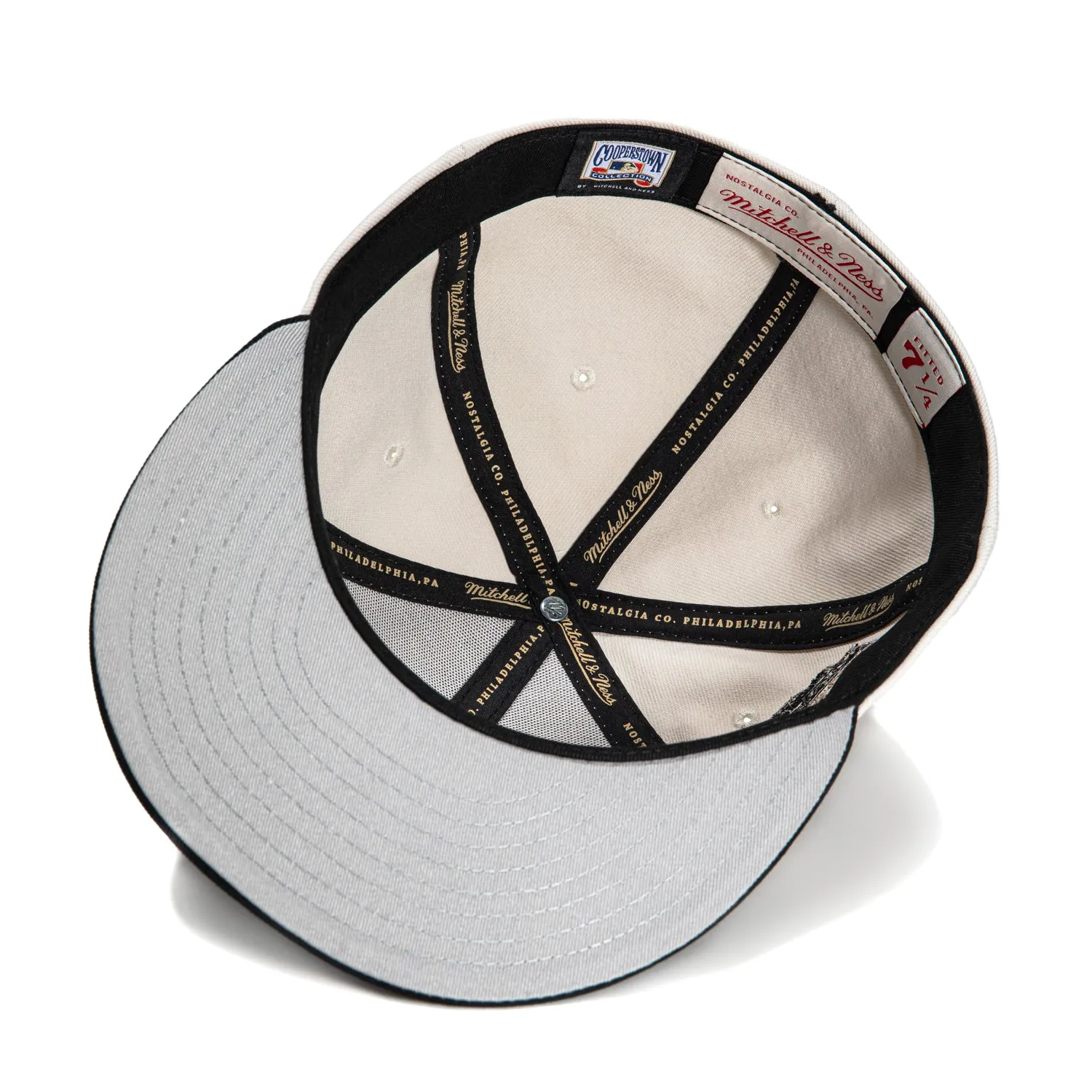 Mitchell & Ness Arizona Diamondbacks Inaugural Patch Script Hat - White. Black
