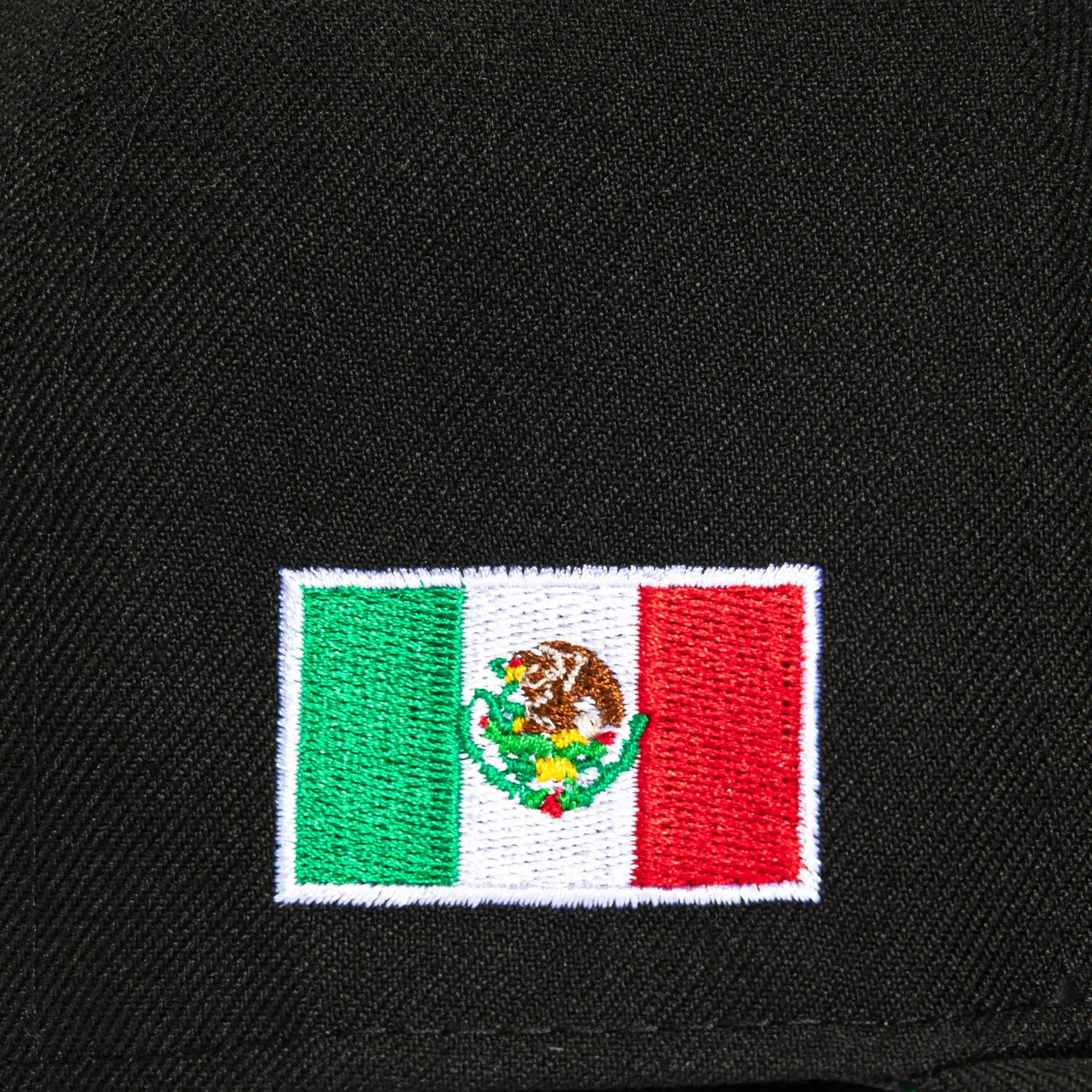 New Era 59Fifty Arizona Diamondbacks Mexico Flag Patch D Hat - Black. Green. Red. Metallic Gold
