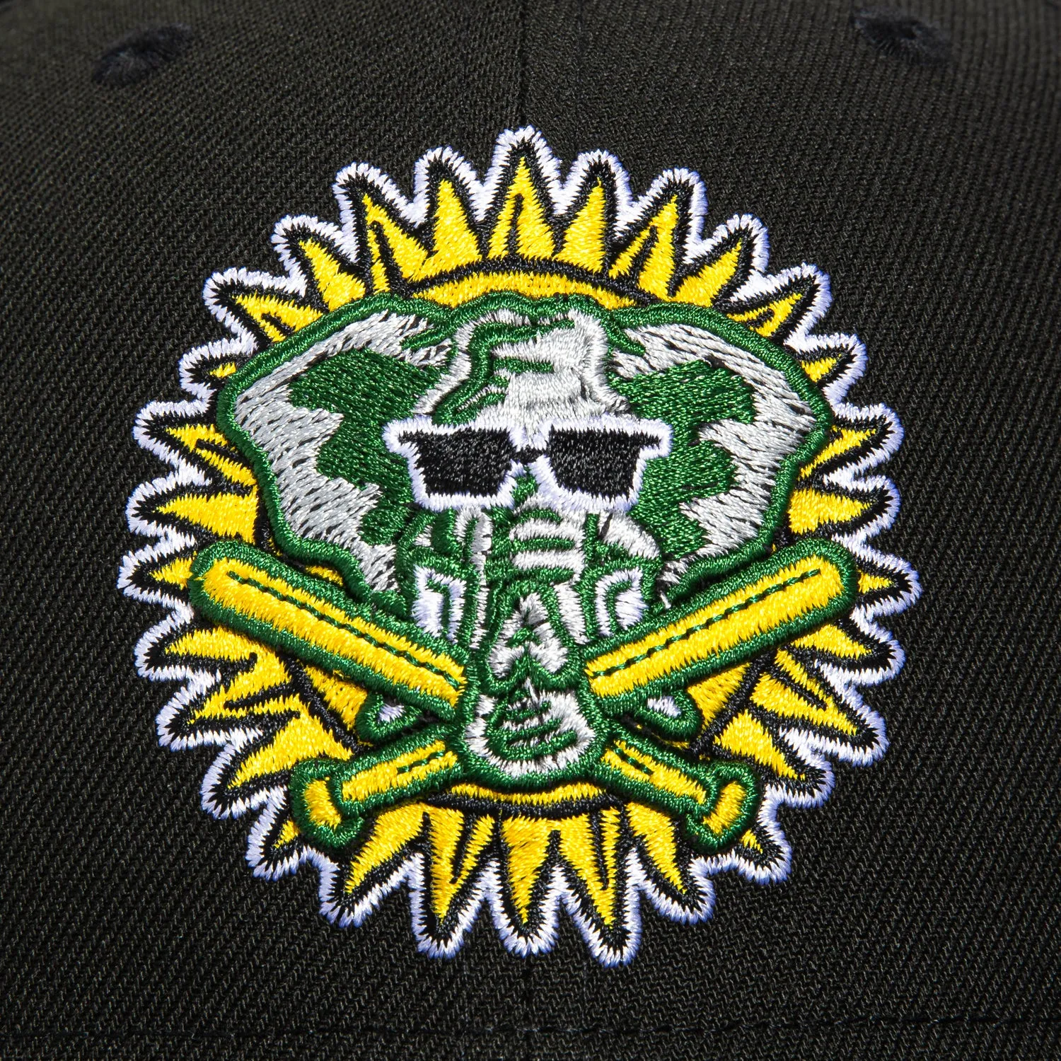 New Era 59Fifty Black Dome Oakland Athletics 30th Anniversary Patch Trucker Hat - Black
