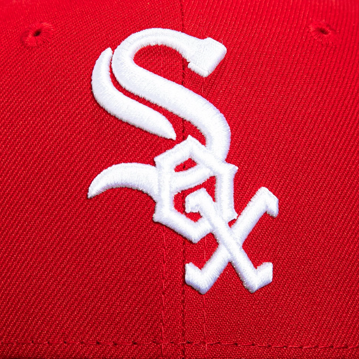 New Era 59Fifty Chicago White Sox Hat - Red. Black. White
