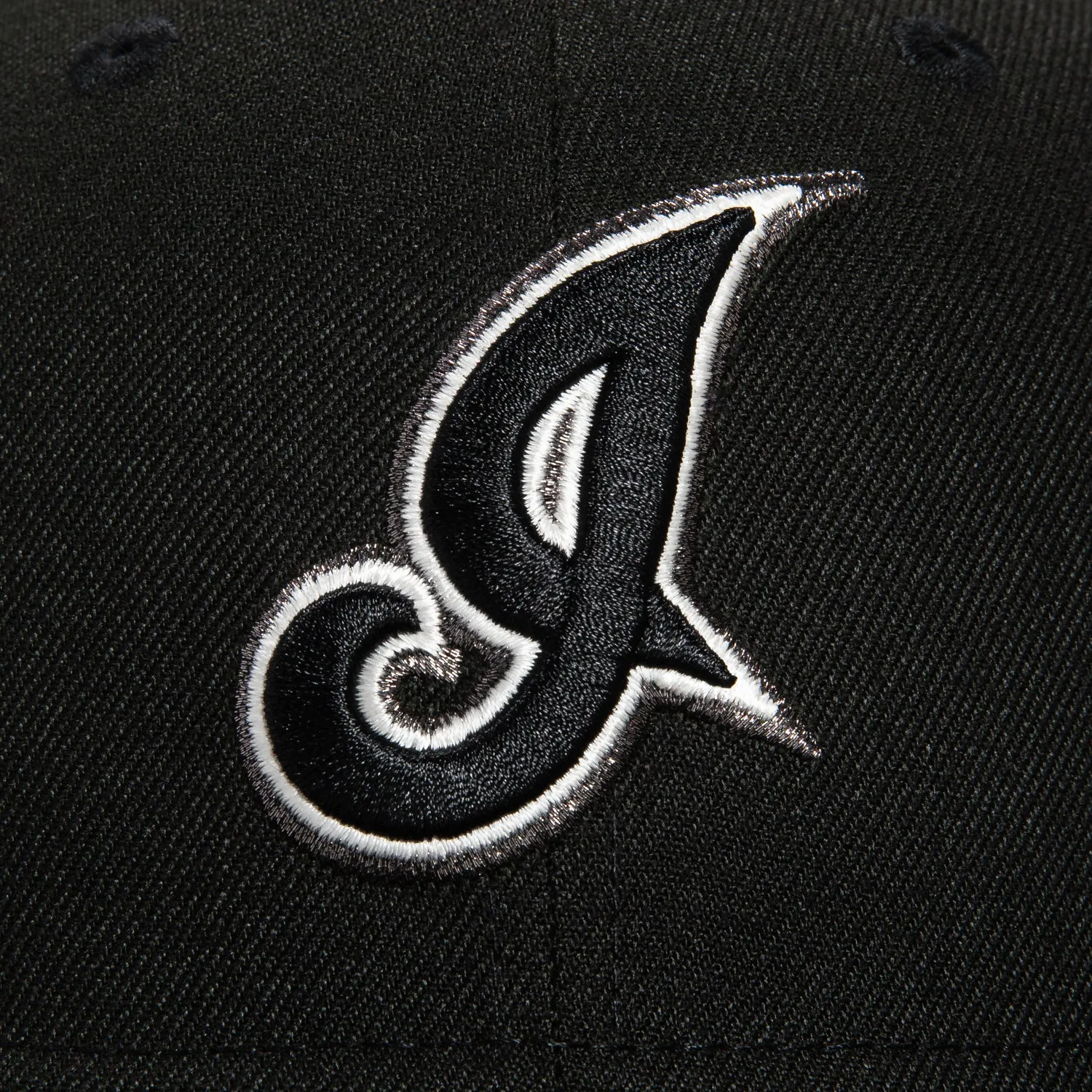 New Era 59Fifty Glow in the Dark Cleveland Guardians Jacobs Field Patch I Hat - Black. White