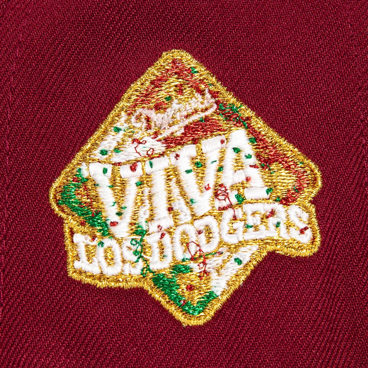 New Era 59Fifty Hispanic Los Angeles Dodgers Viva Los Dodgers Patch Script Hat - Cardinal. Metallic Gold