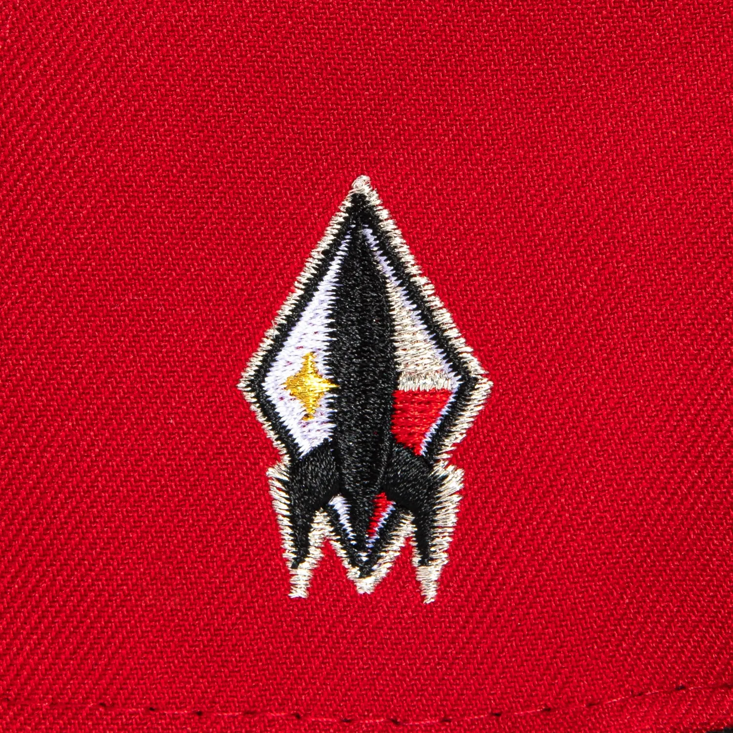 New Era 59Fifty Houston Astros Logo Patch Stripe Hat - Red. Black