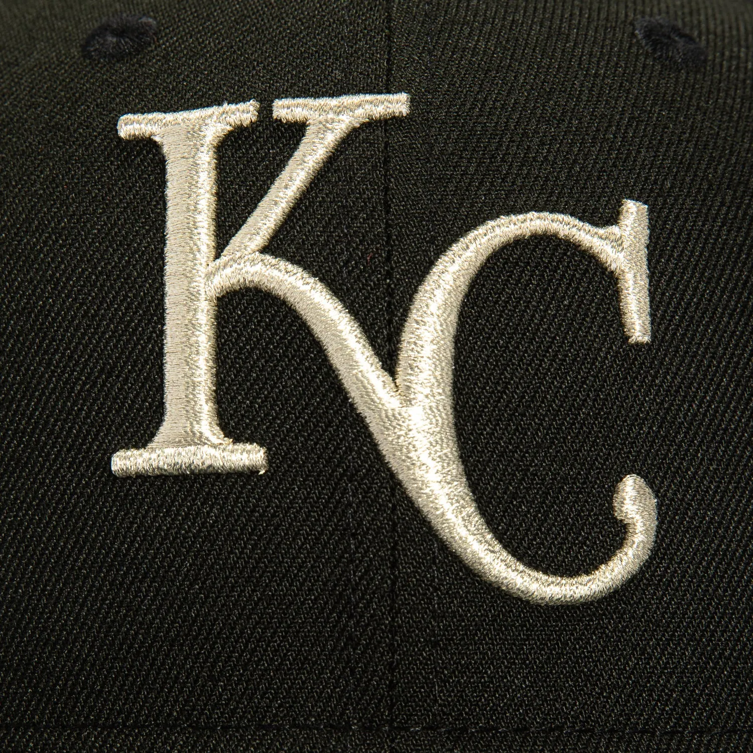New Era 59Fifty Kansas City Royals 1987 All Star Game Patch Hat - Black. Metallic Silver