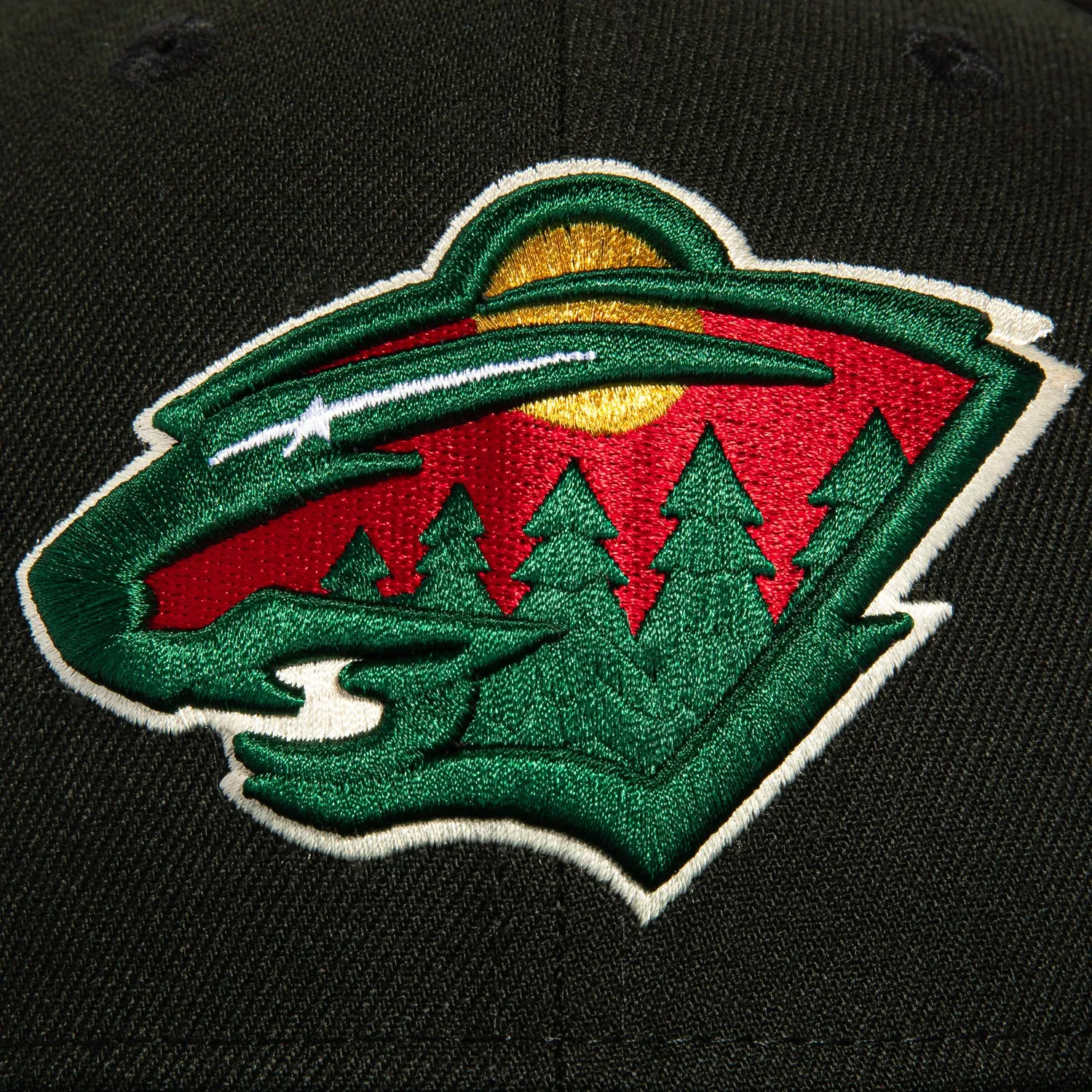 New Era 59Fifty Minnesota Wild Hat - Black. Green