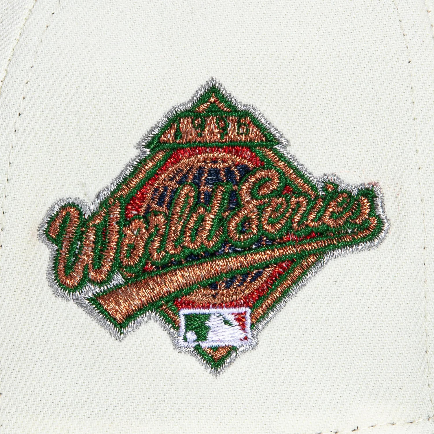 New Era 59Fifty New York Yankees 1996 World Series Patch Hat - White. Navy. Metallic Copper. Green