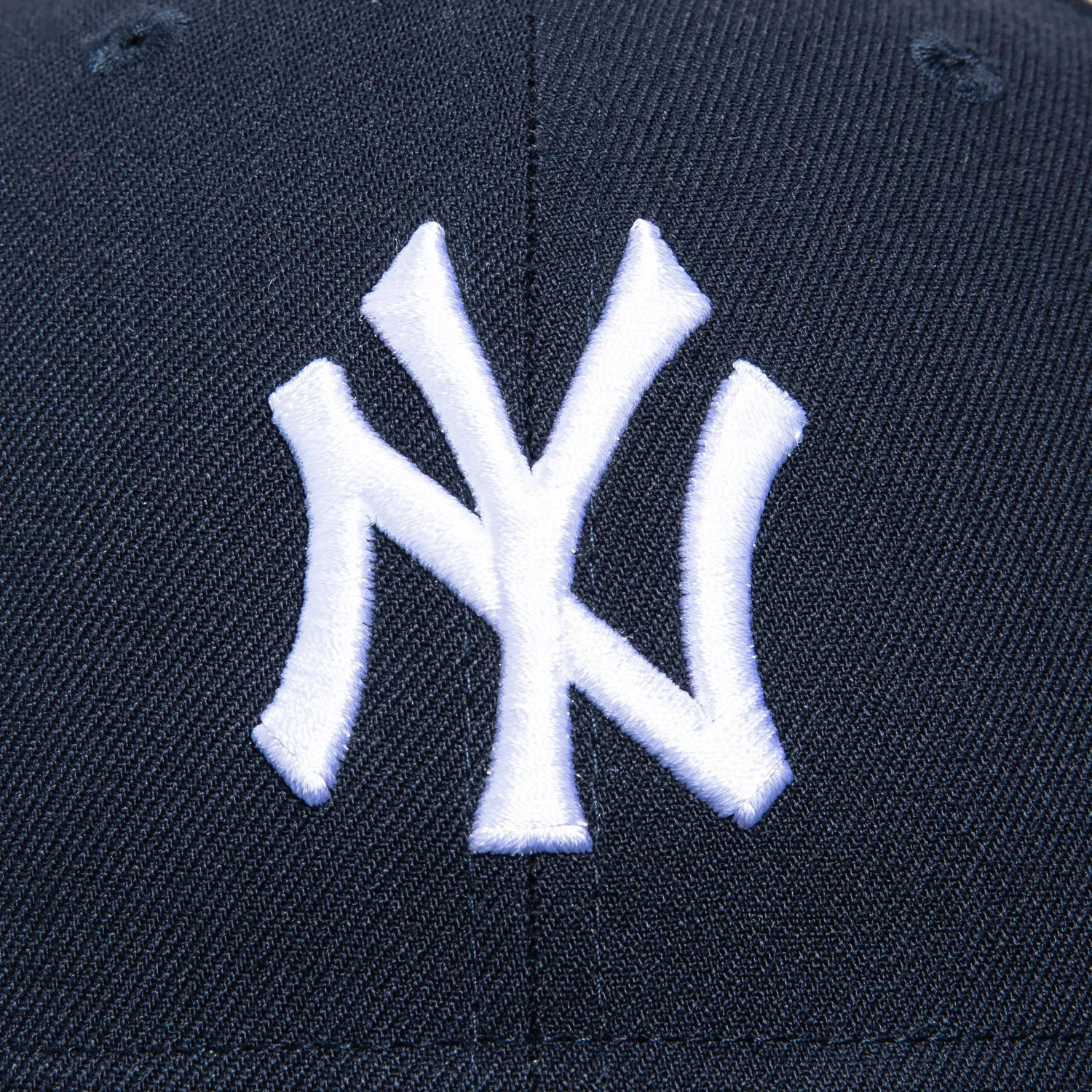 New Era 59Fifty New York Yankees 1998 World Series Patch Hat - Navy. Graphite