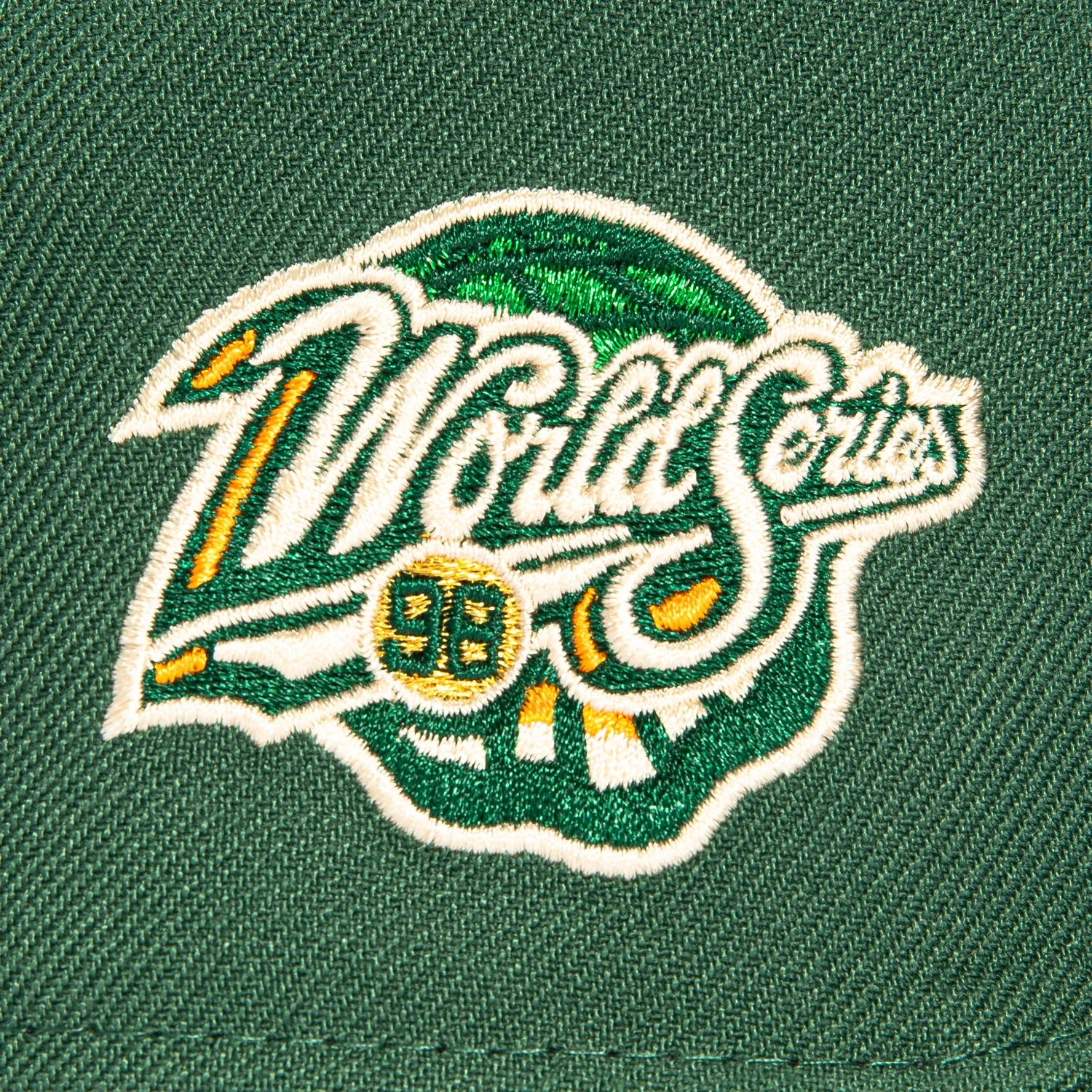 New Era 59Fifty New York Yankees 1998 World Series Patch Script Hat - Green. Metallic Gold