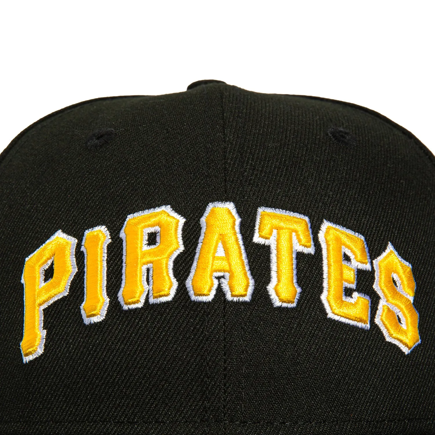 New Era 59Fifty Pittsburgh Pirates Roberto Clemente Patch Word Hat - Black. Gold