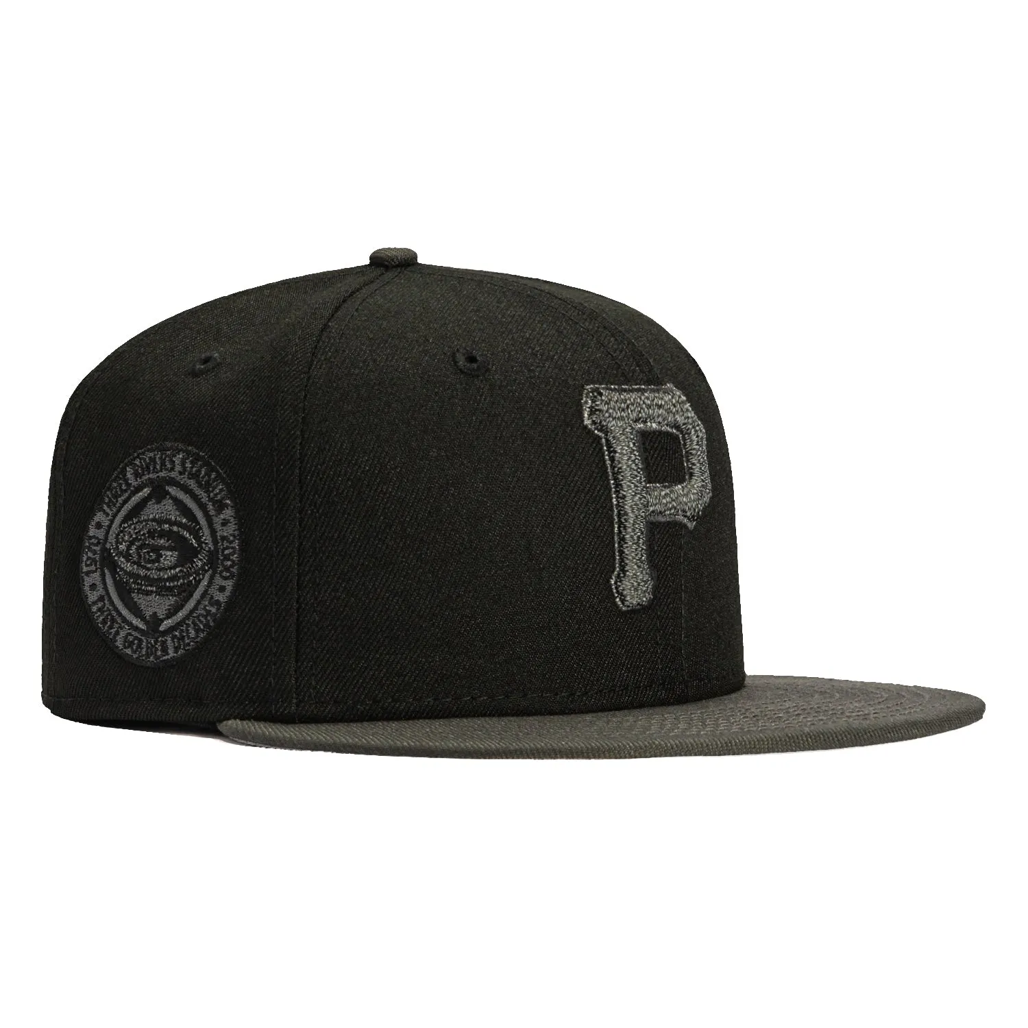 New Era 59Fifty Reflective Pittsburgh Pirates Three Rivers Stadium Patch Hat - Black. Graphite