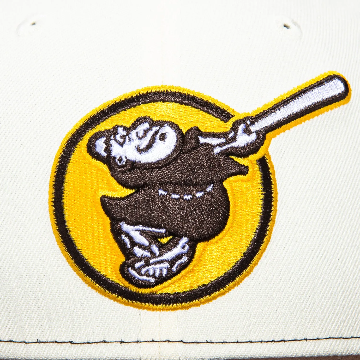 New Era 59Fifty San Diego Padres Alternate Rail Hat - White. Brown