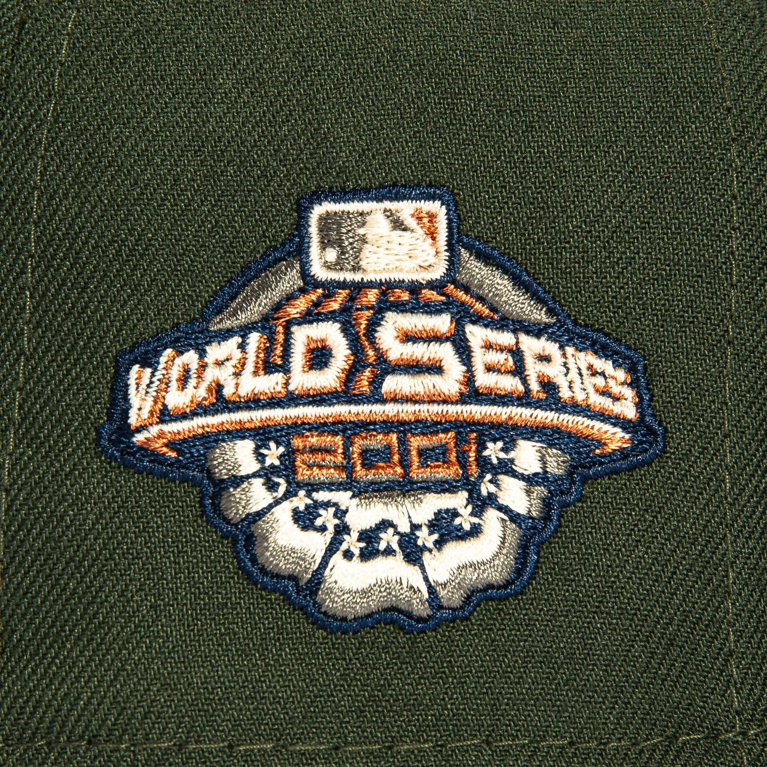 New Era 59Fifty Snake Scale Arizona Diamondbacks 2001 World Series Patch Upside Hat - Green, Graphite