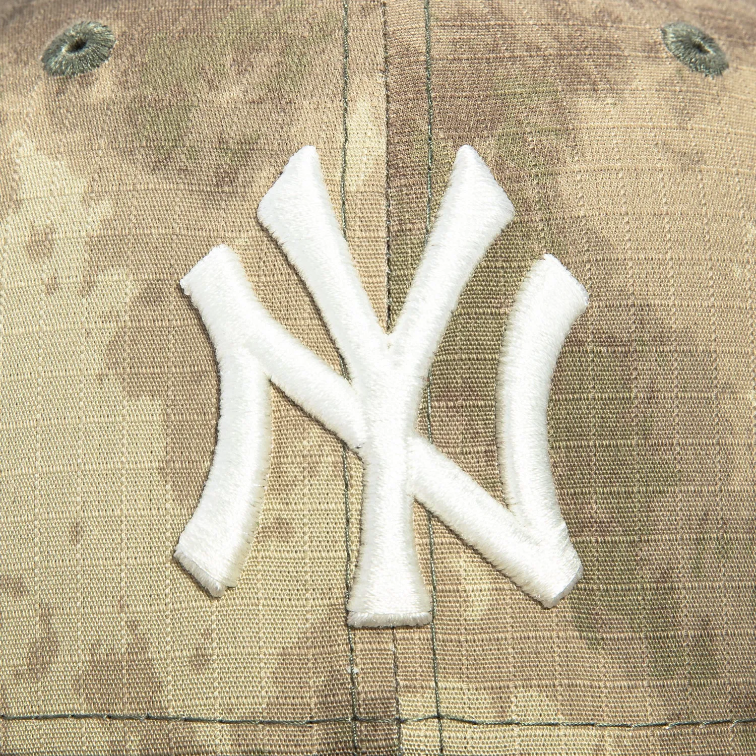 New Era 59Fifty Water Color Camo New York Yankees 1999 World Series Patch Hat - Camo