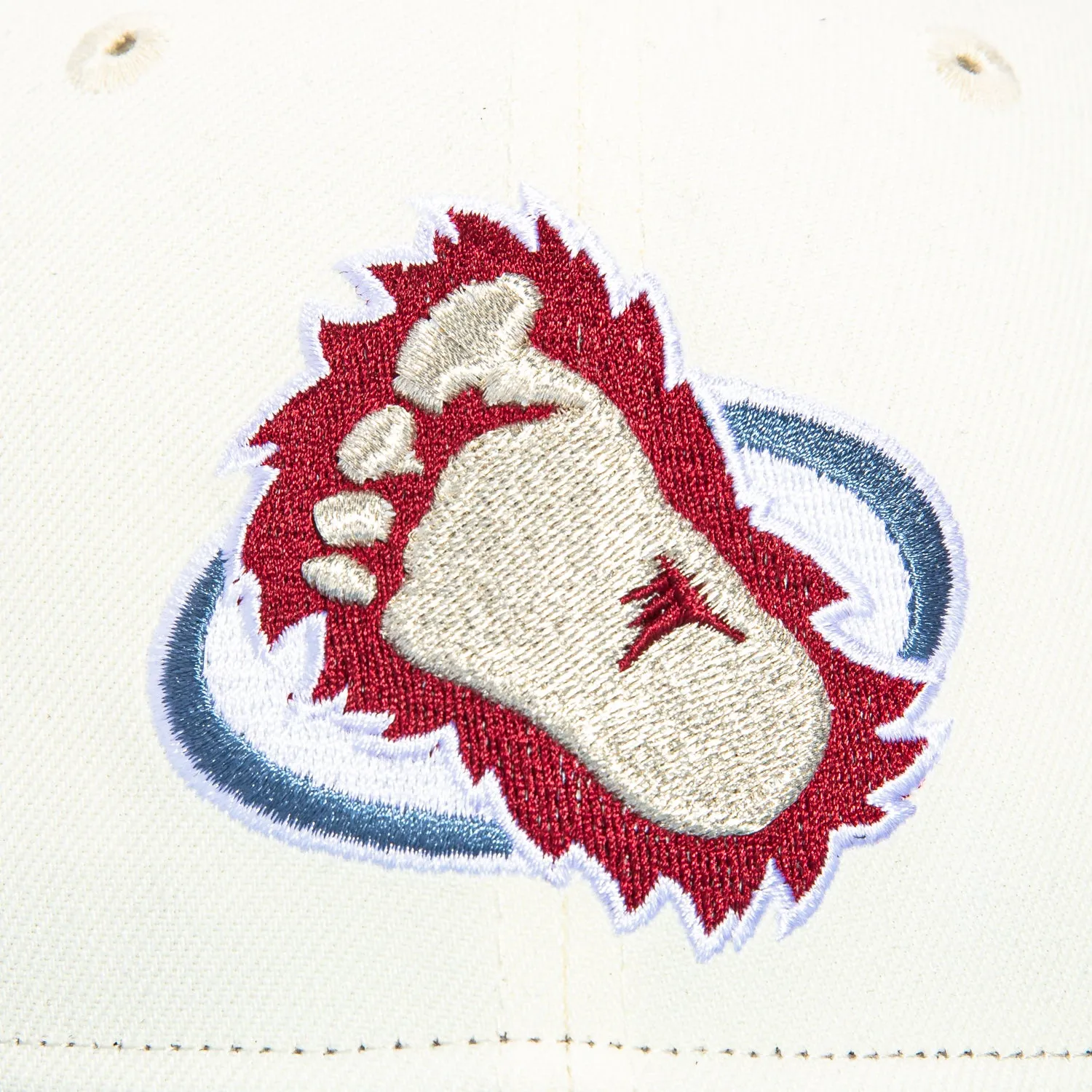 New Era 59Fifty White Dome Colorado Avalanche Hat - White, Indigo
