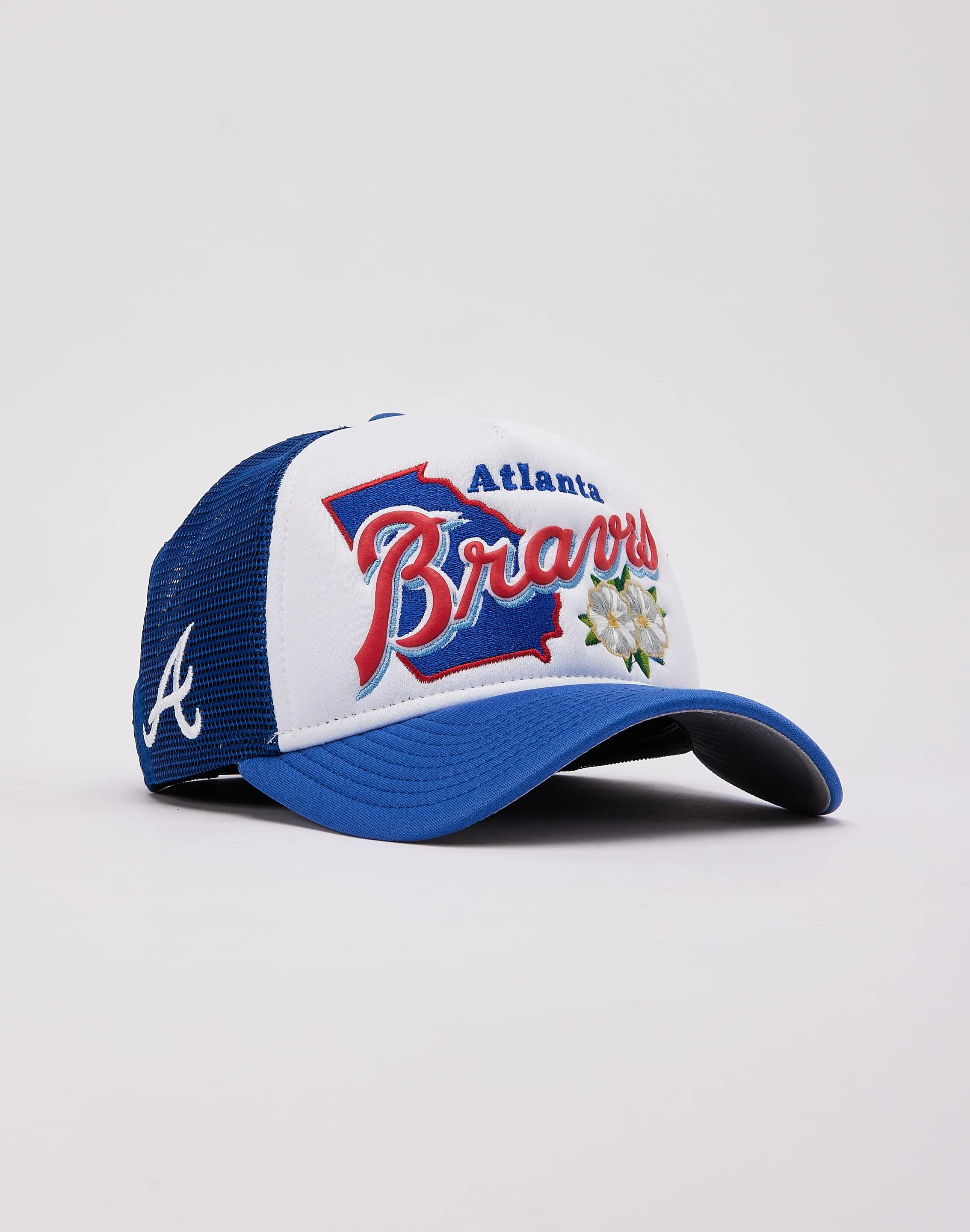 New Era Atlanta Braves State Flower Trucker Hat