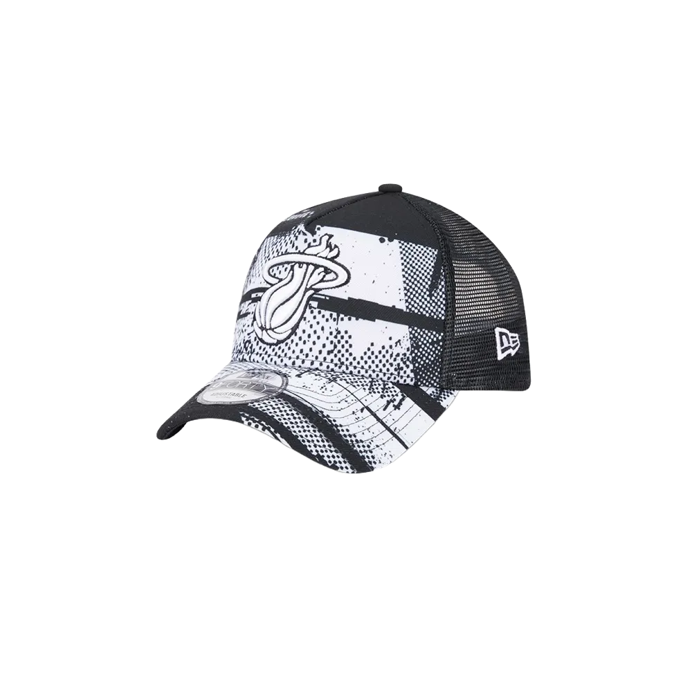 New Era Miami HEAT 2024 Tipoff Black and White Trucker Snapback