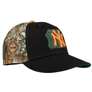 New York Yankees Trippy Metallic Real Tree 59Fifty Fitted Hat
