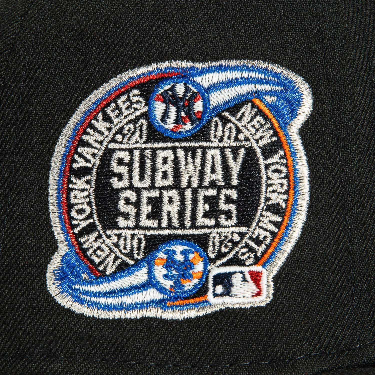 New Era 59Fifty City Sleeps New York Yankees Subway Series Patch Hat - Black. White